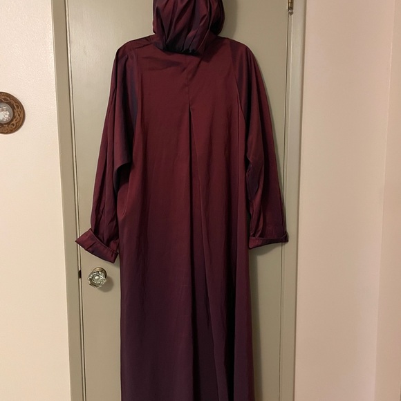 Maralyce Ferree cape like hooded trench
coat. XL - Picture 4 of 10